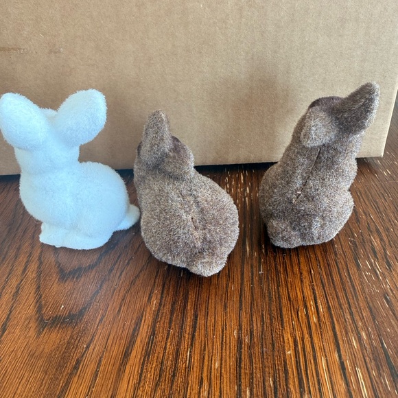 Vintage lot flocked felt bunny fuzzy rabbits mini and 2 banks - Picture 3 of 16